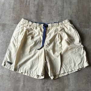 Columbia Men's Hybrid Shorts in Beige with Blue Accent